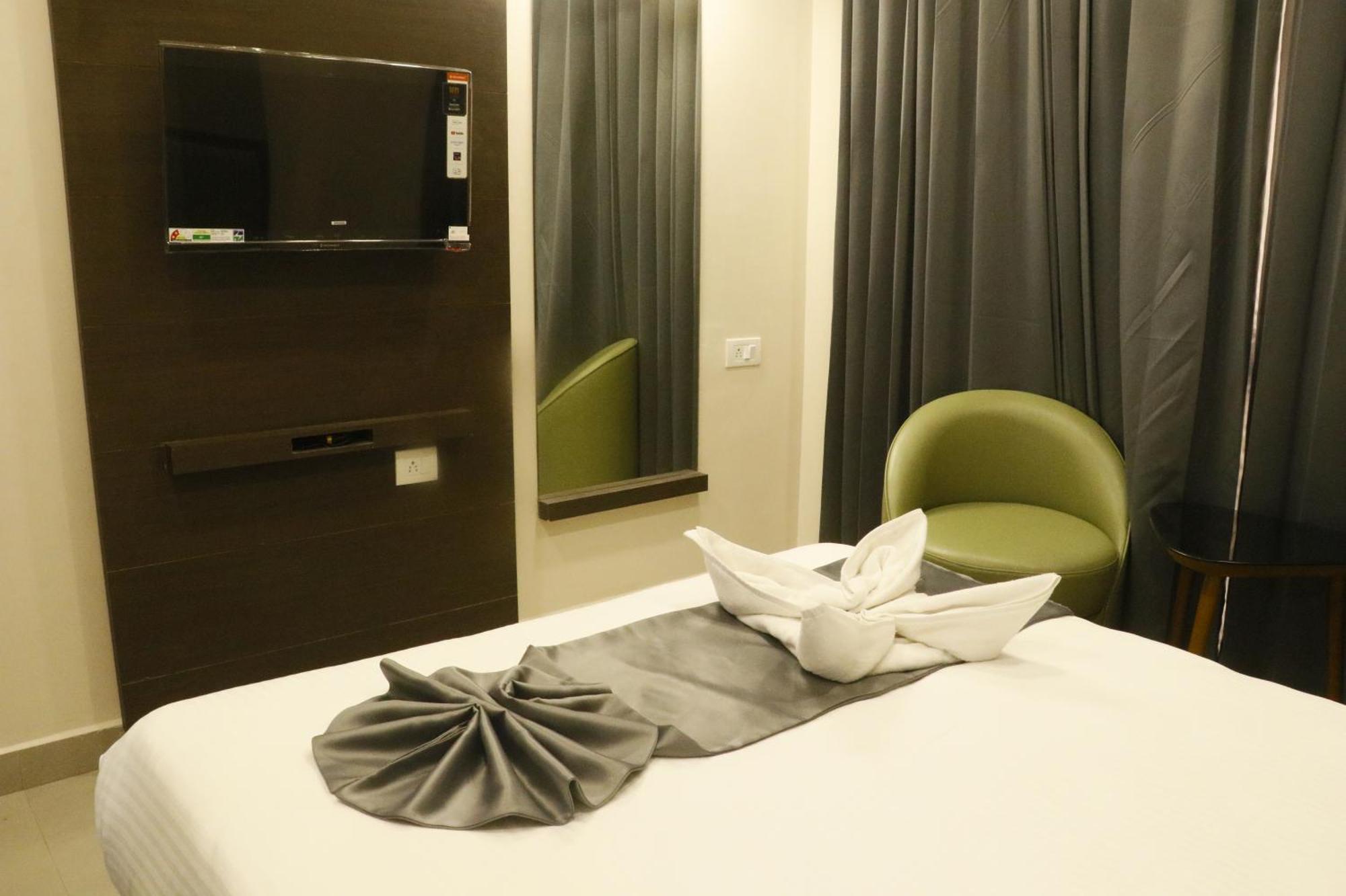 Hotel Cosmo Grande Chennai Exterior foto